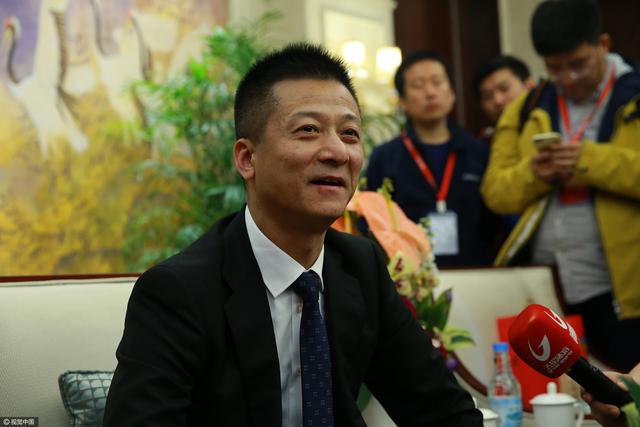 在社交媒体中，迈尼昂发文对米兰全队进行了激励。